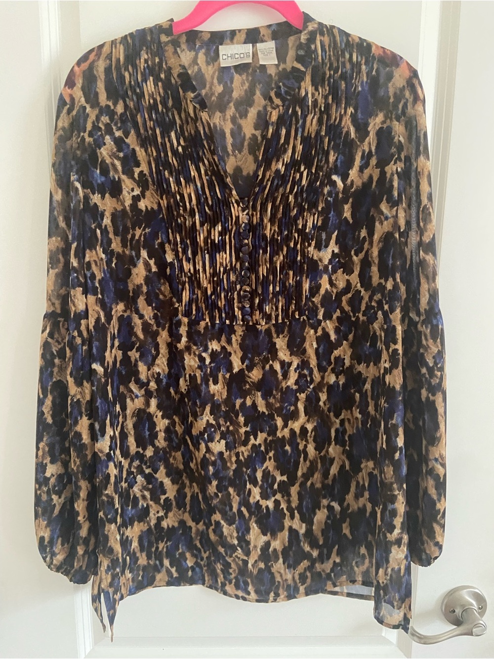 Chico's Leopard Print Chiffon Pleated
Blouse Size 1 NWOT